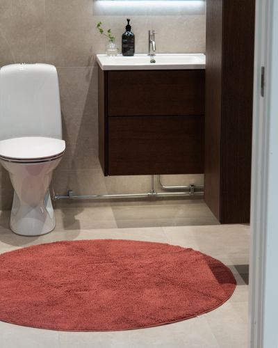 Bris rund burgundy - bademåtte