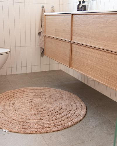 Cyklon rund taupe - bademåtte